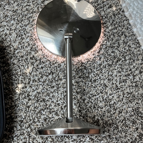 Simplehuman Silver travel Mirror - Picture 7 of 12